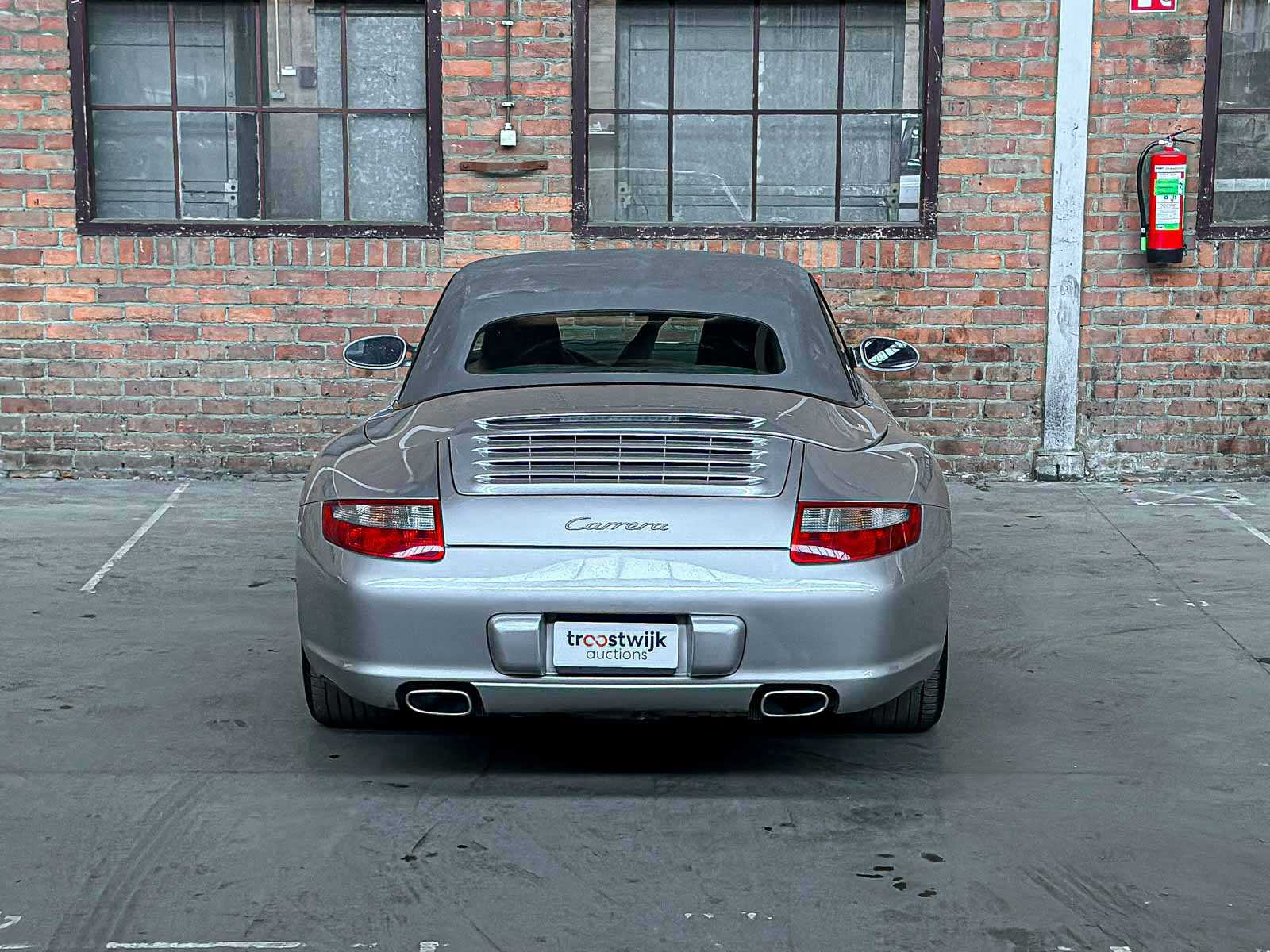 Porsche 911 Carrera Cabriolet 3.6 997 Sport-Chrono 325pk 2006 Youngtimer