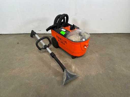2012 Kärcher Puzzi 100 Carpet Cleaner
