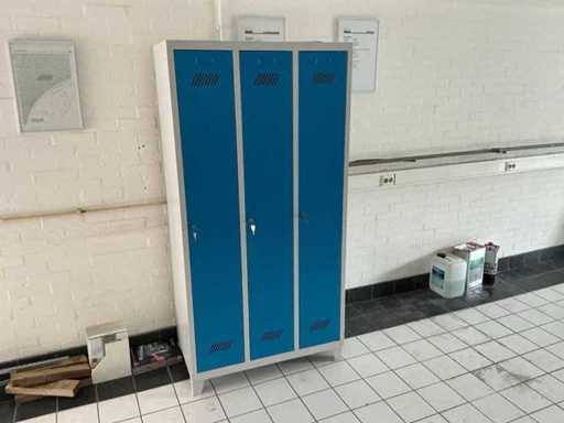 Locker cabinet