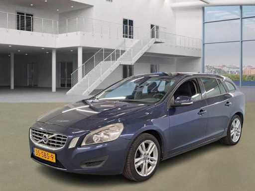 Volvo V60 1.6 T3 Kinetic ; 35-SBS-9