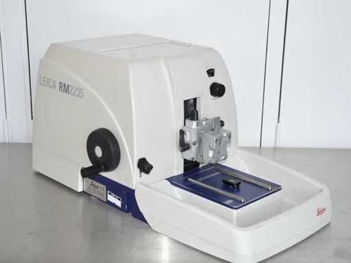 LEICA - RM2235 - Microtome