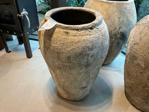 Vaso di fiori di pietra