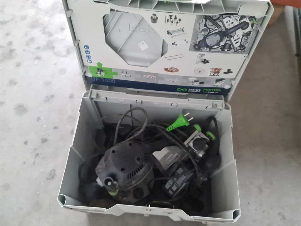 Festool Milling machine with guide