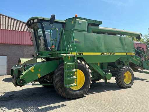 Kombinat John Deere CTS 2000