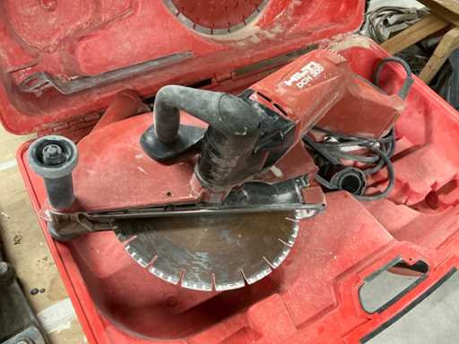 HILTI DCH300 Masonry Cutting Machine