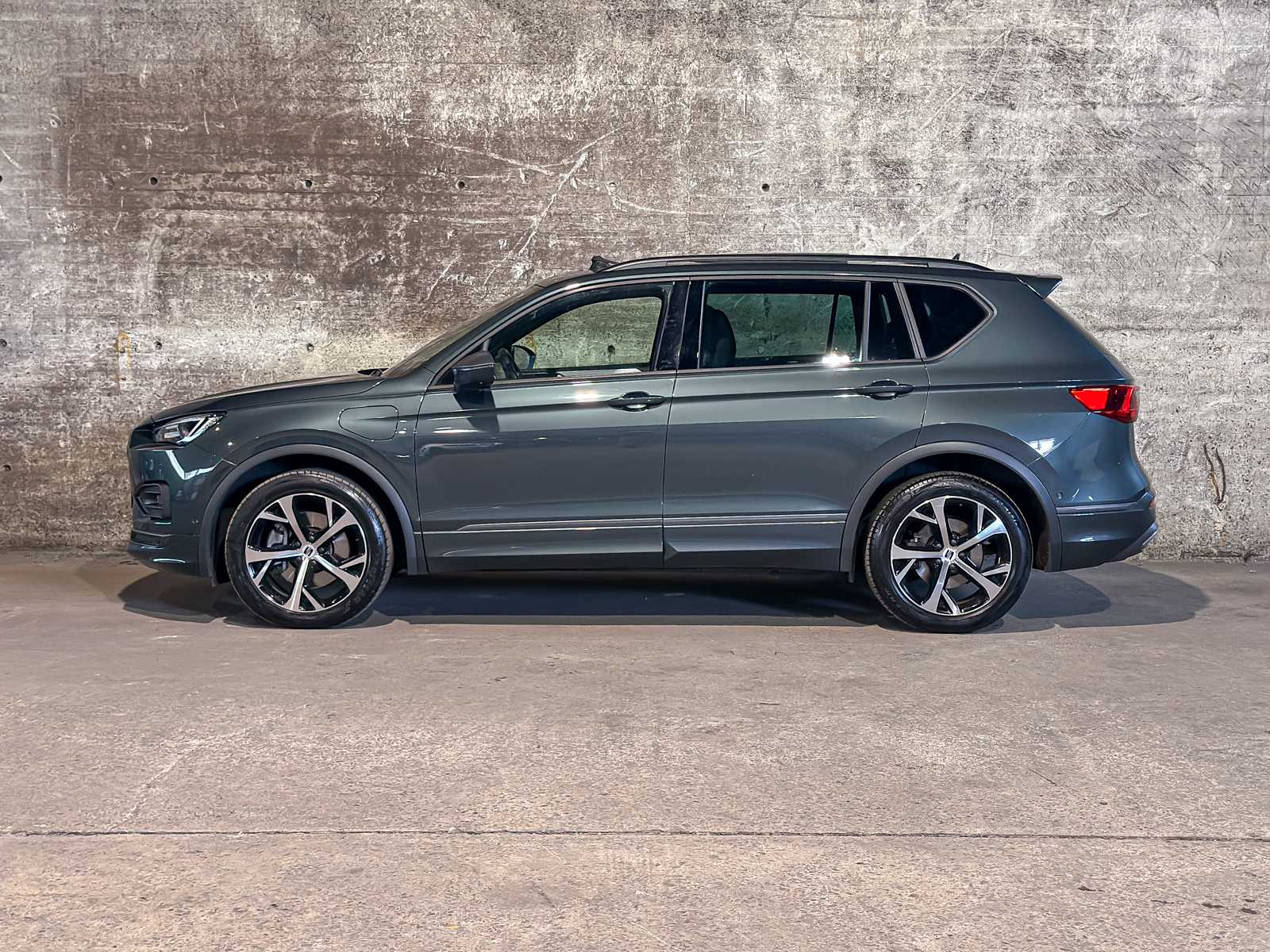 SEAT Tarraco 1.4 TSI e-Hybrid FR PHEV Business DSG-7 5D 180kW 148pk 2024 (Origineel-NL+1e eigenaar), Z-007-LF