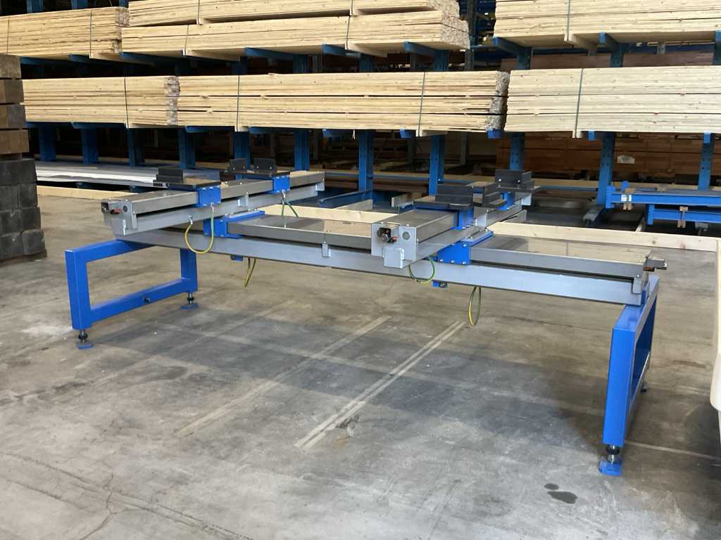 Metal frame confinement bench
