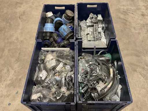 Lotto di materiale per l'installazione