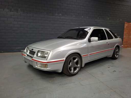 Ford Sierra XR4i 1983 avec moteur V6 Cosworth homologué !