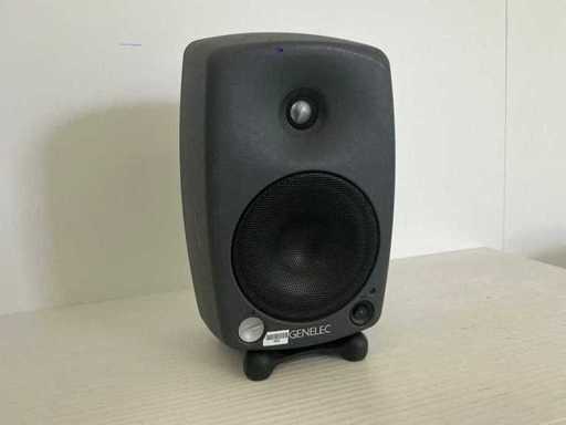 Monitor biamplificat Genelec 8030A
