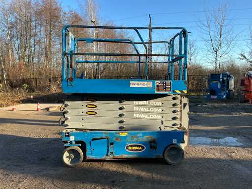 Genie - GS4047 - Aerial Work Platforms - 2015 (ESN14015024)