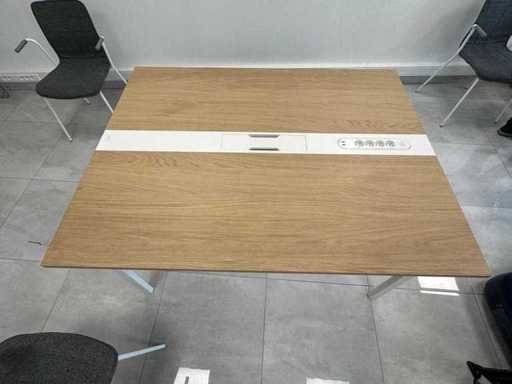 IKEA - Table de conférence avec 4 chaises