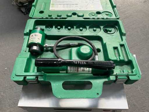 Pompe hydraulique manuelle Greenlee 746