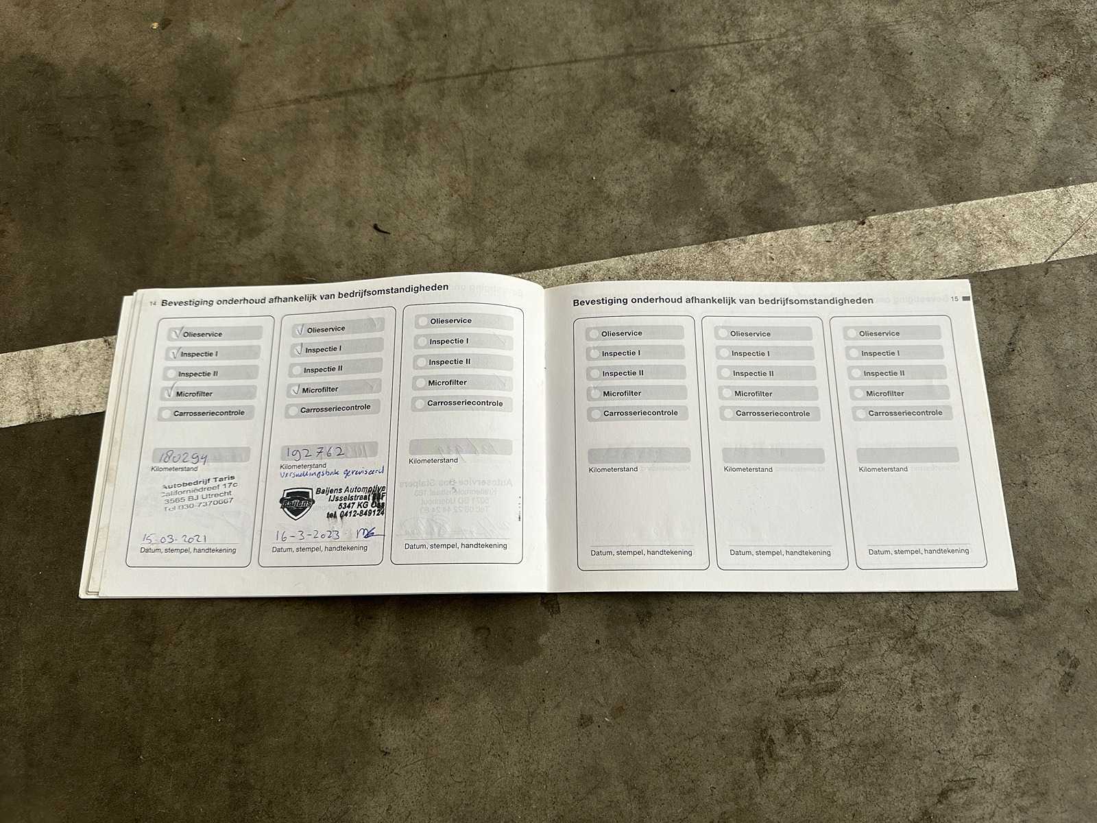 BMW 325Ci Executive 192pk 2002 (Origineel-NL) 3-serie Cabriolet (Hardtop + Softtop), 11-JP-PG