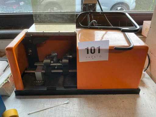 J&A Sleutelmachine