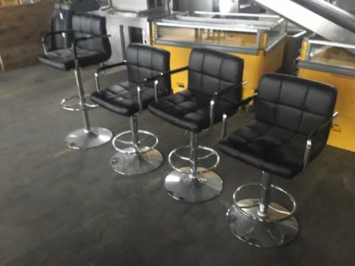 Bar stool (4x)