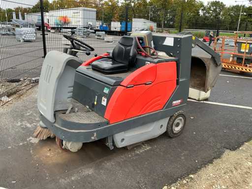 Hako Sweepmaster B1200RH Zelfrijdende motor veegmachine