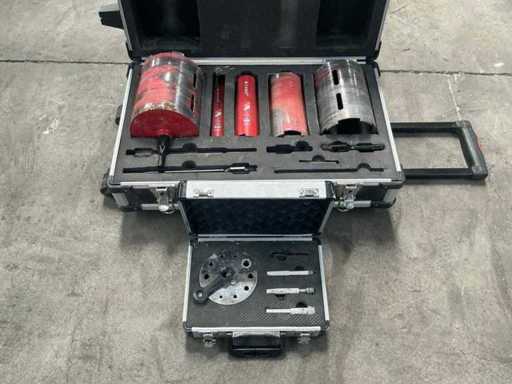Electric hand tools and shelving materials due to bankruptcy of DUFRA Construct BV