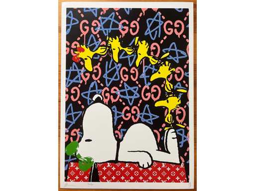 MORTE NYC: Vuitton Snoopy House