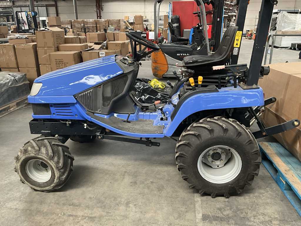 Tractor ISEKI TXG23