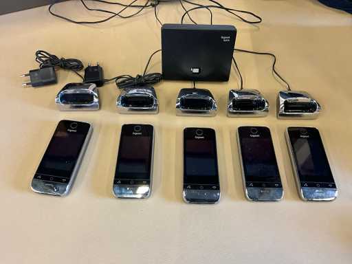 Gigaset SL910 Telefoons (5x), laders en basisstation