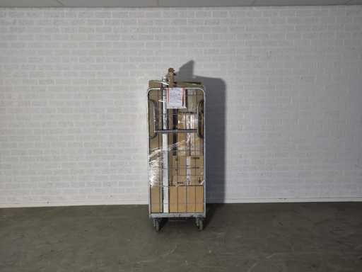 Rolcontainer met diverse producten