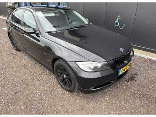 BMW - Série 3 - 318i High Executive 04-TV-DV 2007 IAW