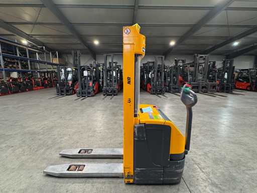 2012 Jungheinrich EJC220 2,000kg Stacker Pallet Truck Ant Free Lift