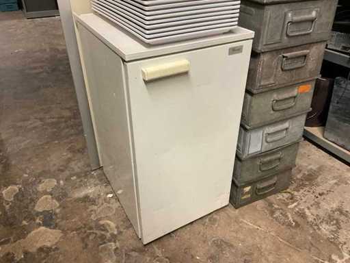 Whirlpool Refrigerator