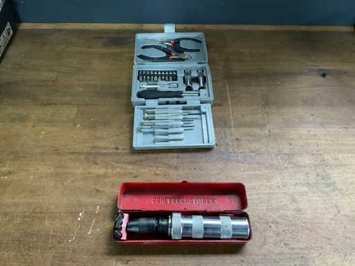 Gereedschapskoffertje met inhoud