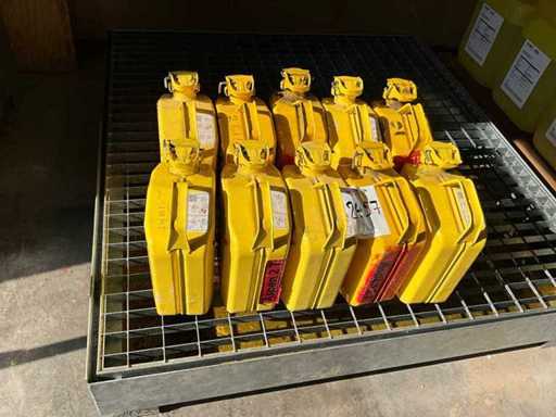 Contenitori di metallo (16x)