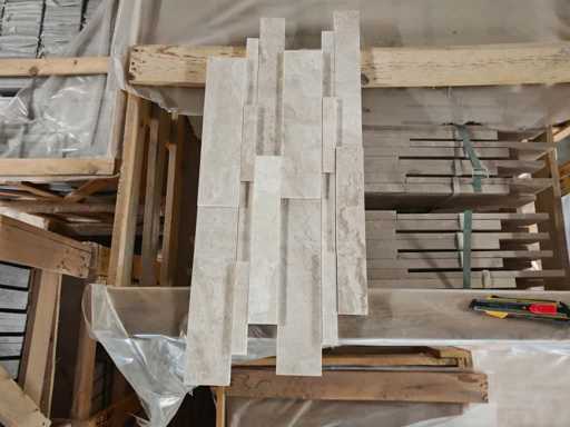 Pietra Naturale Marmo Beige Levigato 15x61x2 cm Piastrelle 40.88 m²