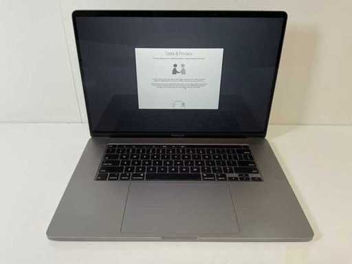 Apple MacBook Pro 16”, Core(TM) i7 9th Gen, 16 GB RAM, 500 GB NVMe, AMD Radeon Pro 5500M 4GB Laptop