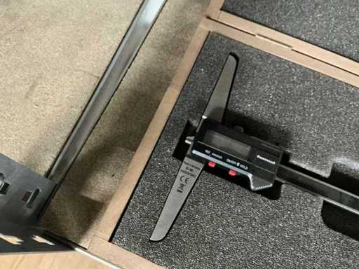 Depth of caliper (3x)