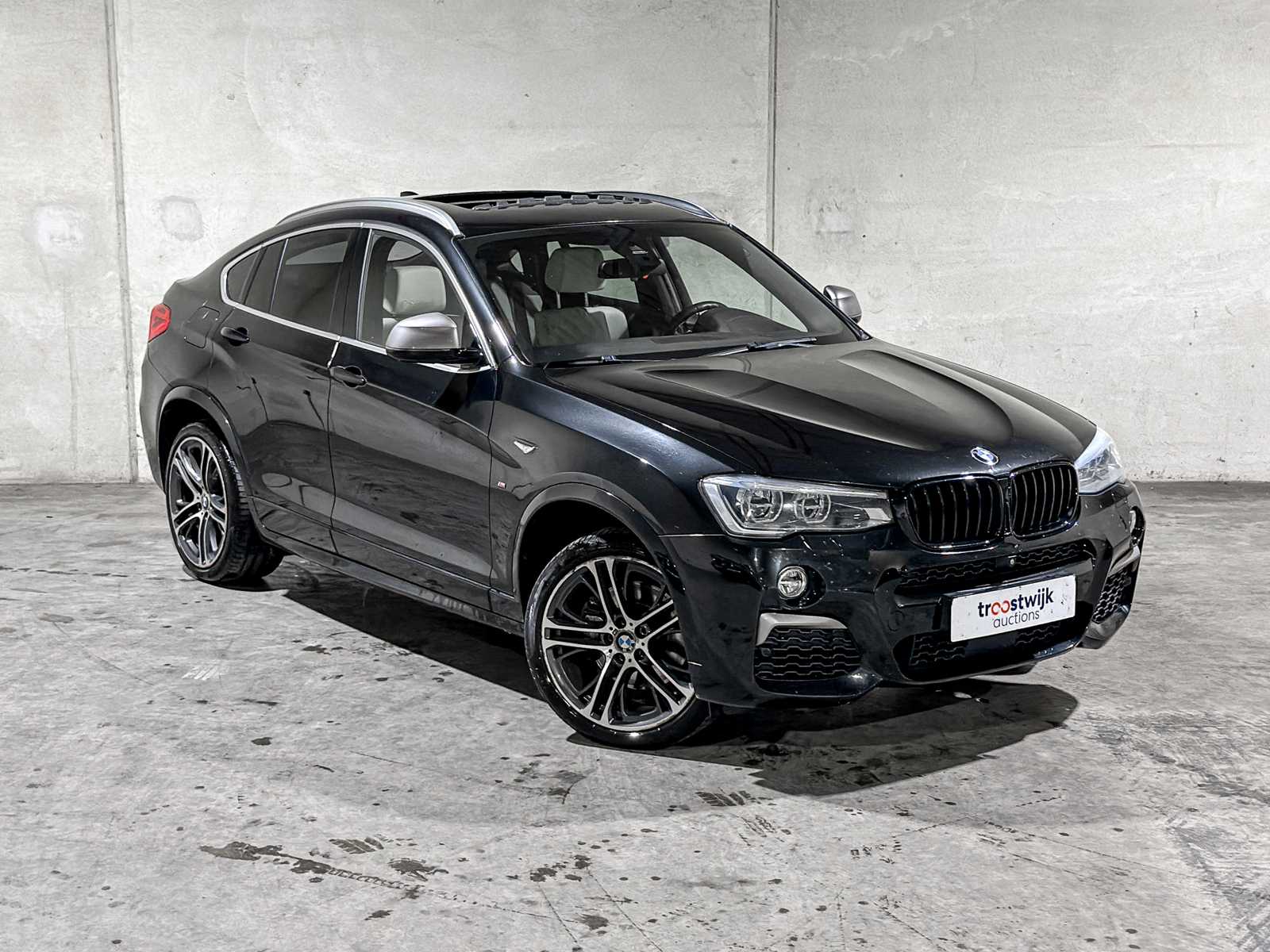 BMW X4 M40i High Executive 360hp 2017, L-701-VN