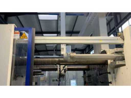 3318bbc6-da06-4e88-b021-fa3b448d7827.mp4