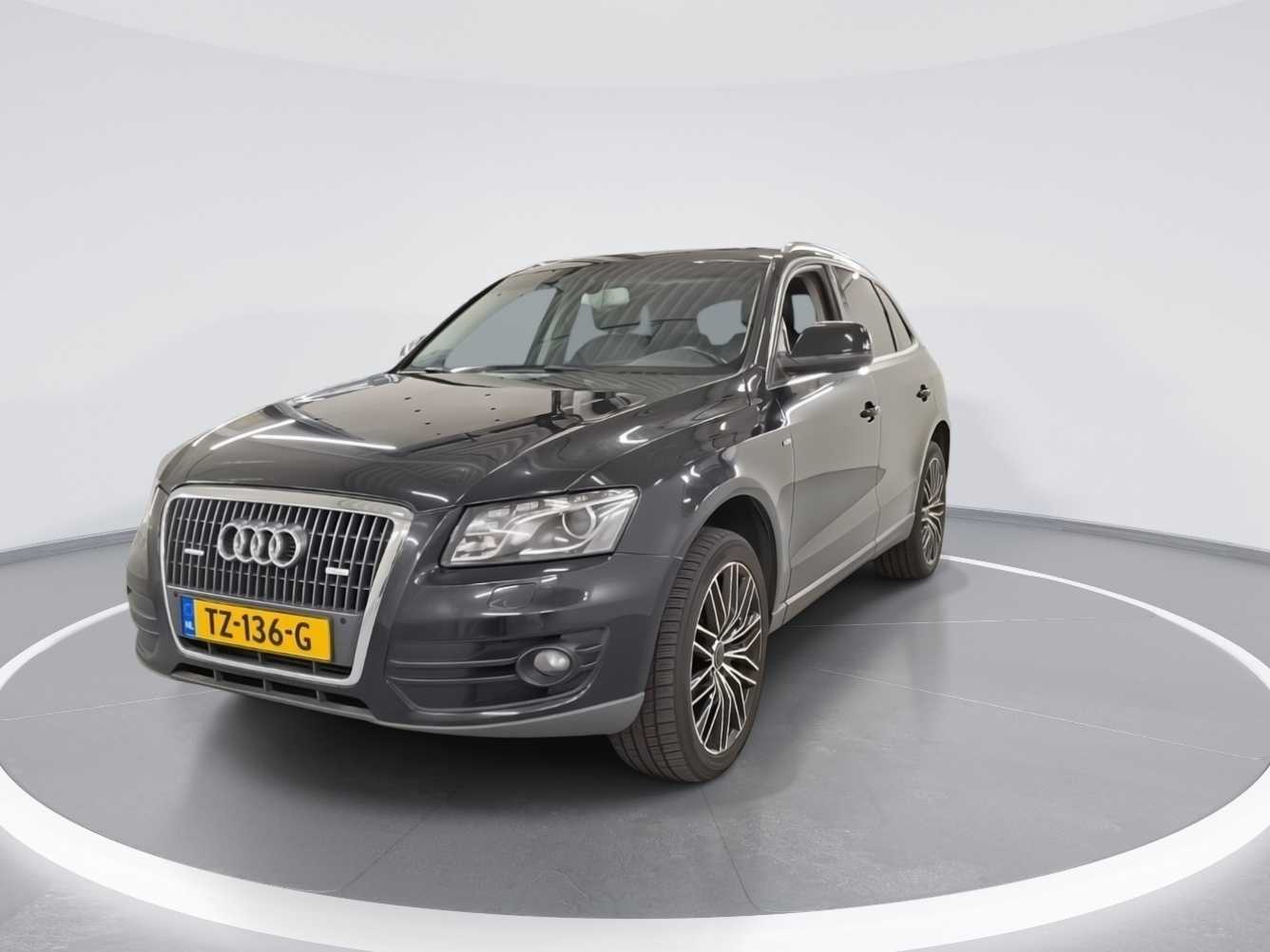 Audi Q5 2.0 TFSI Quattro Pro Line | TZ-136-G