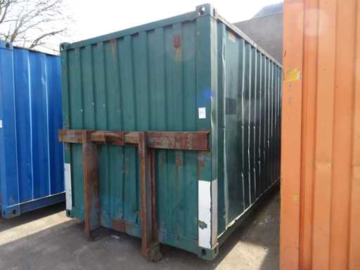 Hooklift geschlossener Container