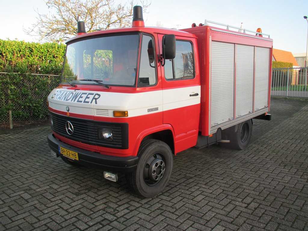 Mercedes-Benz - 608 - Camion de pompiers
