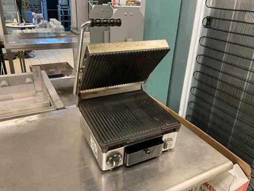 Milantoast grilla-grille