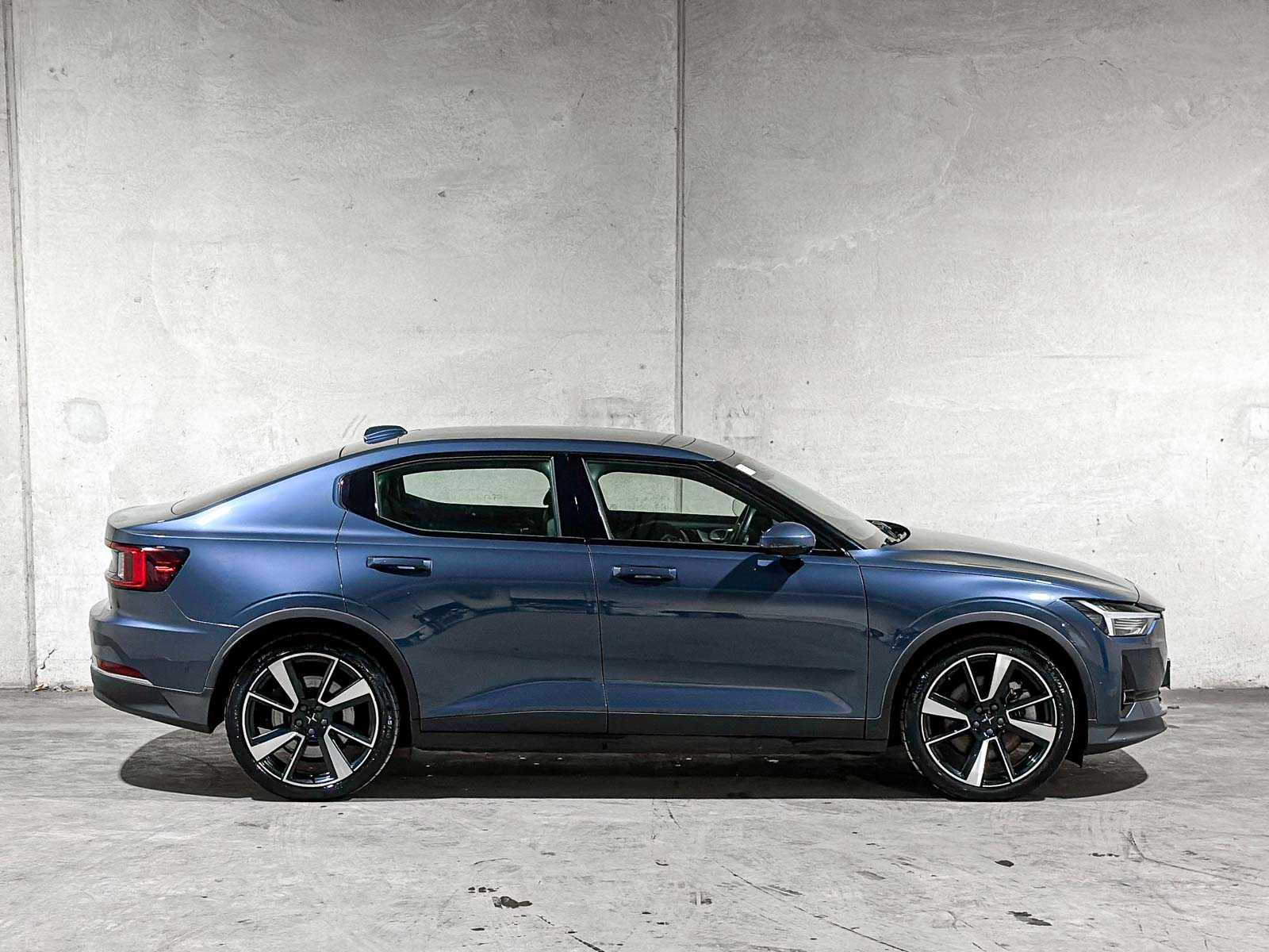 Polestar 2 Long Range Dual Motor Launch Edition 78kWh 408pk 2020 (Origineel-NL & 1e Eigenaar), K-112-DZ