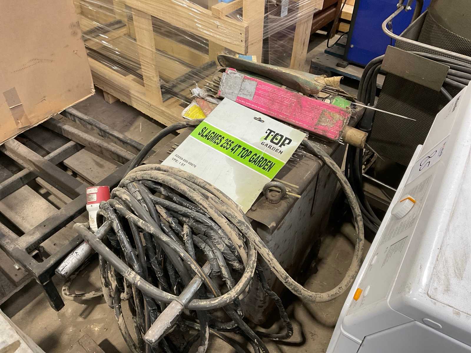 Ekectrode welding machines