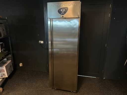 Desmon - SM7-PI - Refrigerator