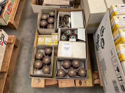 Lote de cabezales de lijado de aleteo