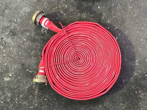 Eschbach – Feuerwehrschlauch mit Steckverbindern (6x)