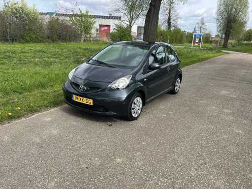 Toyota Aygo – 1,0-12V + , 19-XK-SG