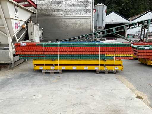Pallet Racking (2x) 14,5m x 1m & 10.8m x 90cm 
