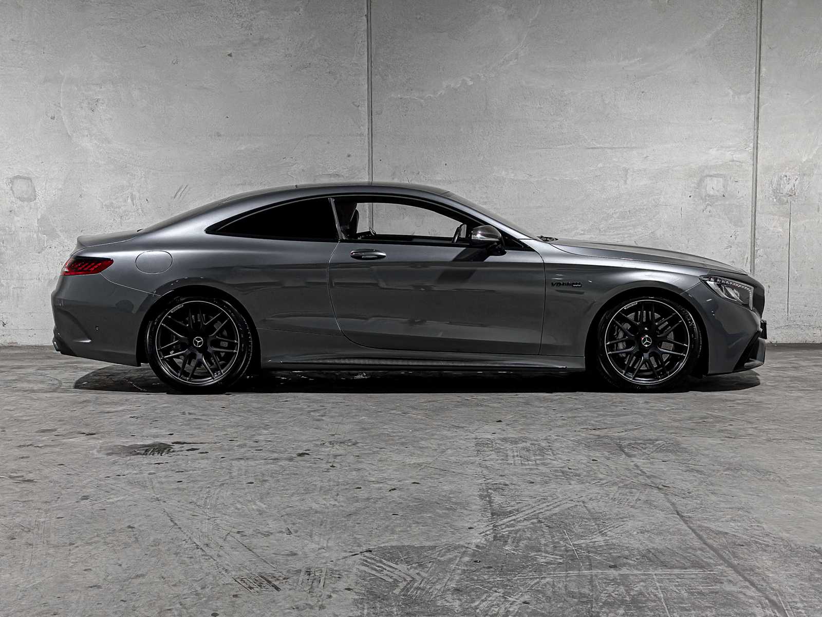 Mercedes-Benz S63 AMG 4.0 V8 4Matic 612hp 2018 CARBON S-Class Coupe
