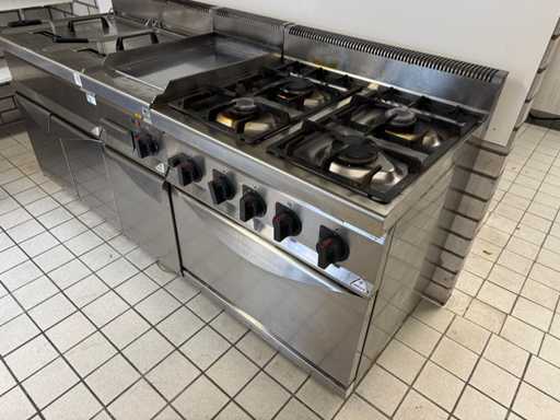 Berto's - G7F4E+FG1 - Soba pe gaz cu cuptor