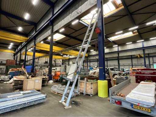 Costruzioni Meccaniche Reggiane CMR 250 Pan Lift